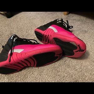 Jordan 12 Retro Black Deadly Pink (GS)